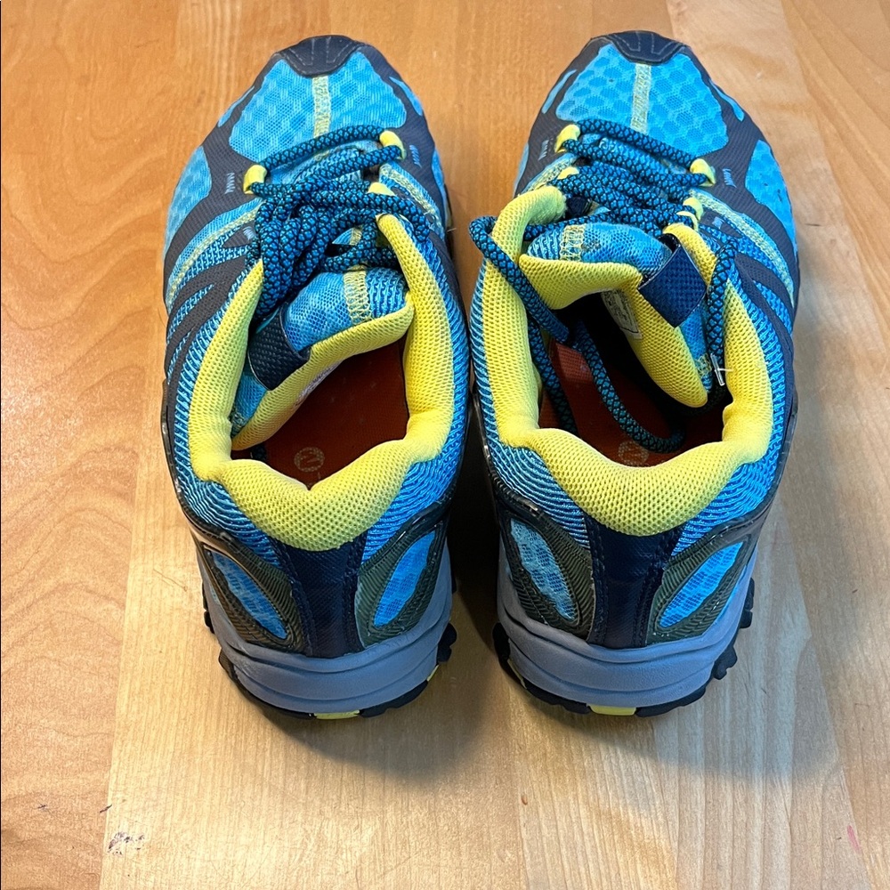 Merrrell Hiking Shoes Women's 8.5 - Picture 6 of 8